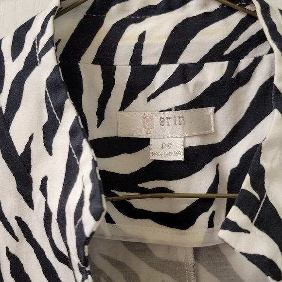 Erin PS Long Sleeve Open Front Black White Zebra Print Blazer Petite S SP 1044 - Picture 3 of 4